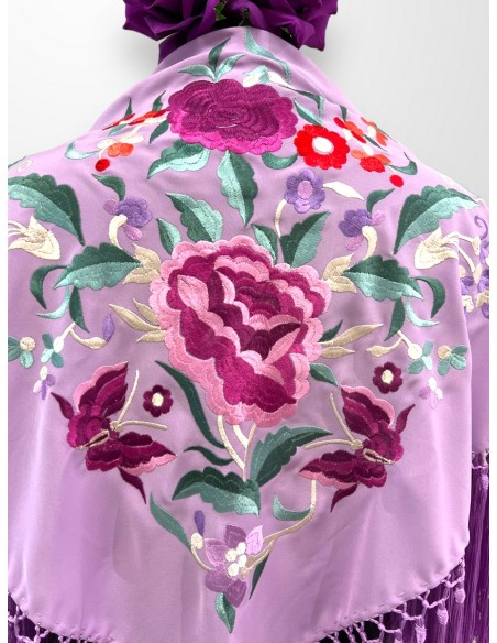 Mantoncillo Malva bordado