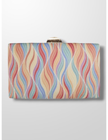 Clutch ante Pastel
