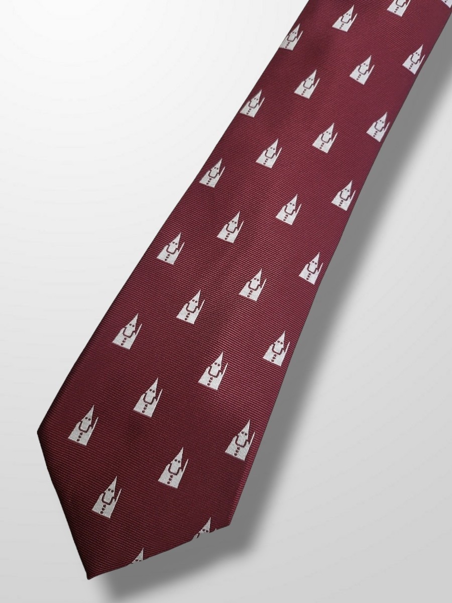 Corbata burdeos con penitentes 2