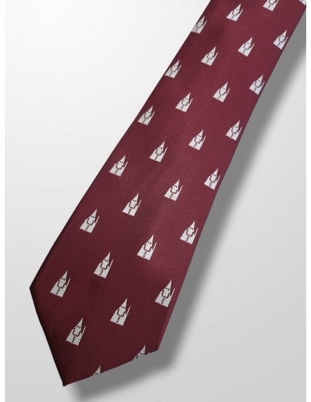 Corbata burdeos con penitentes