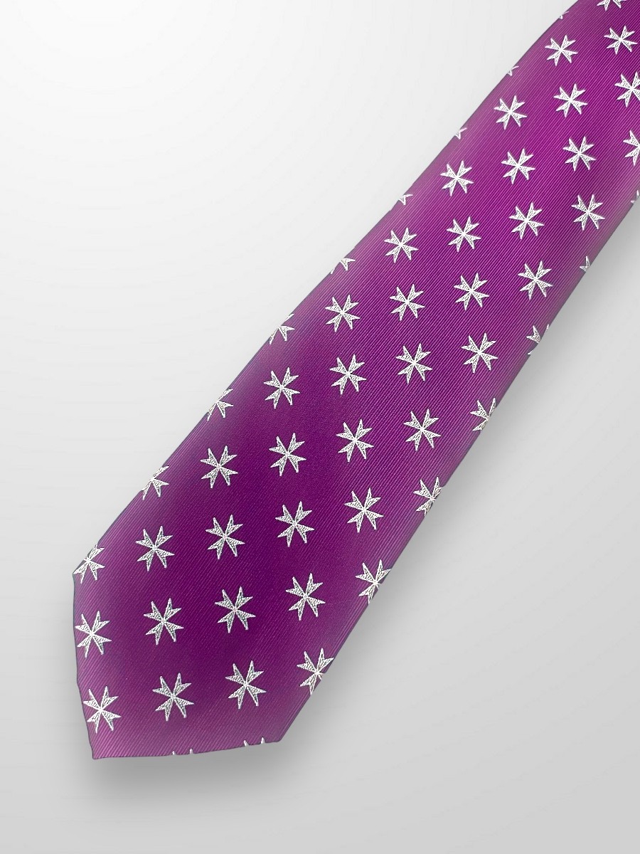 Corbata morada con cruz de San Juan 2