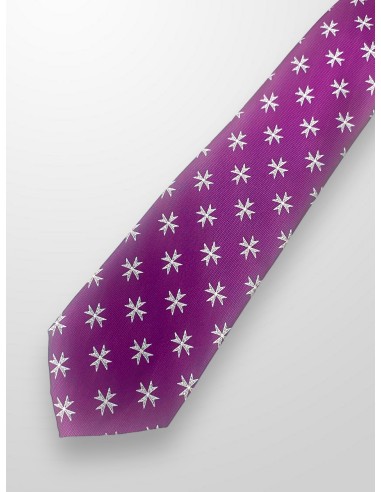 Corbata morada con cruz de San Juan