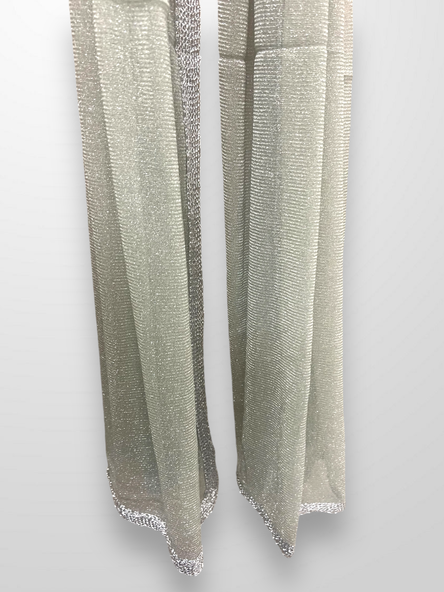 Fular con borde de red