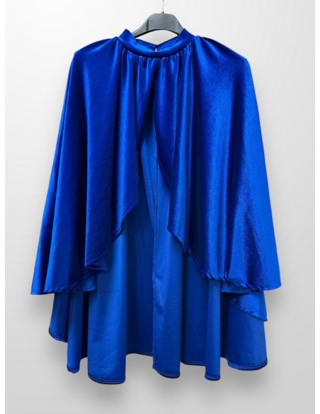 Capa de terciopelo corta