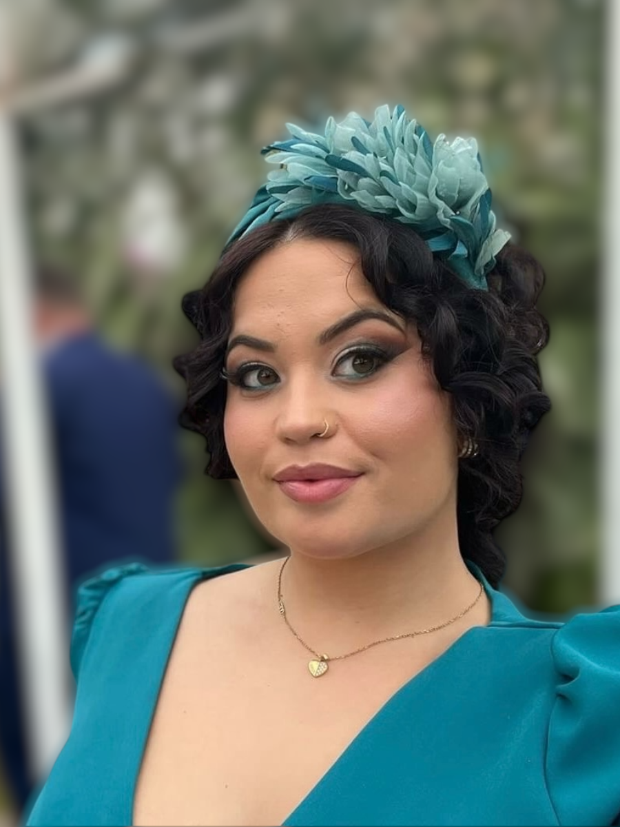 Alquilar diadema petalos verde jade 2