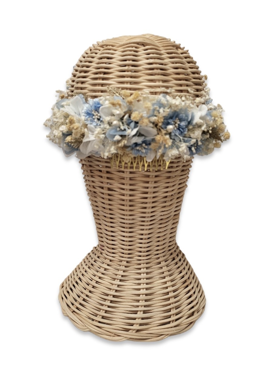 Corona comunión flores celeste