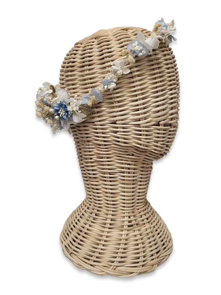 Corona comunión flores celeste 2