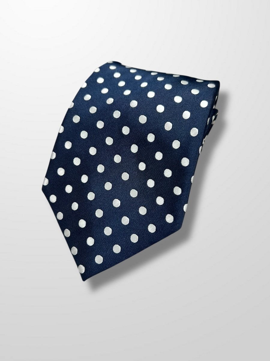 Corbata azul con lunares
