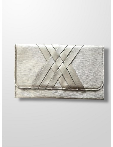 Cartera trenzada metalizada