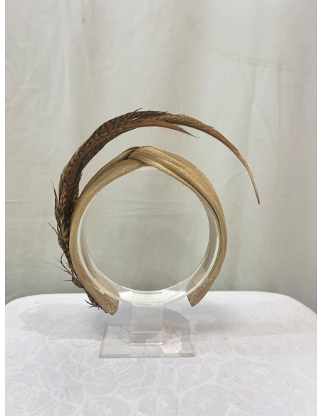 Alquilar diadema Beige faisan