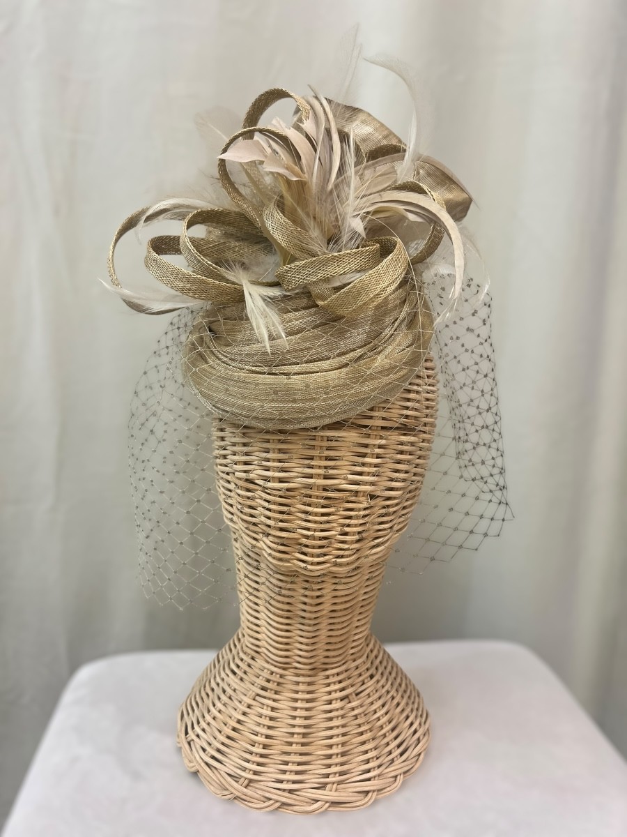 Alquilar casquete Broadway beige