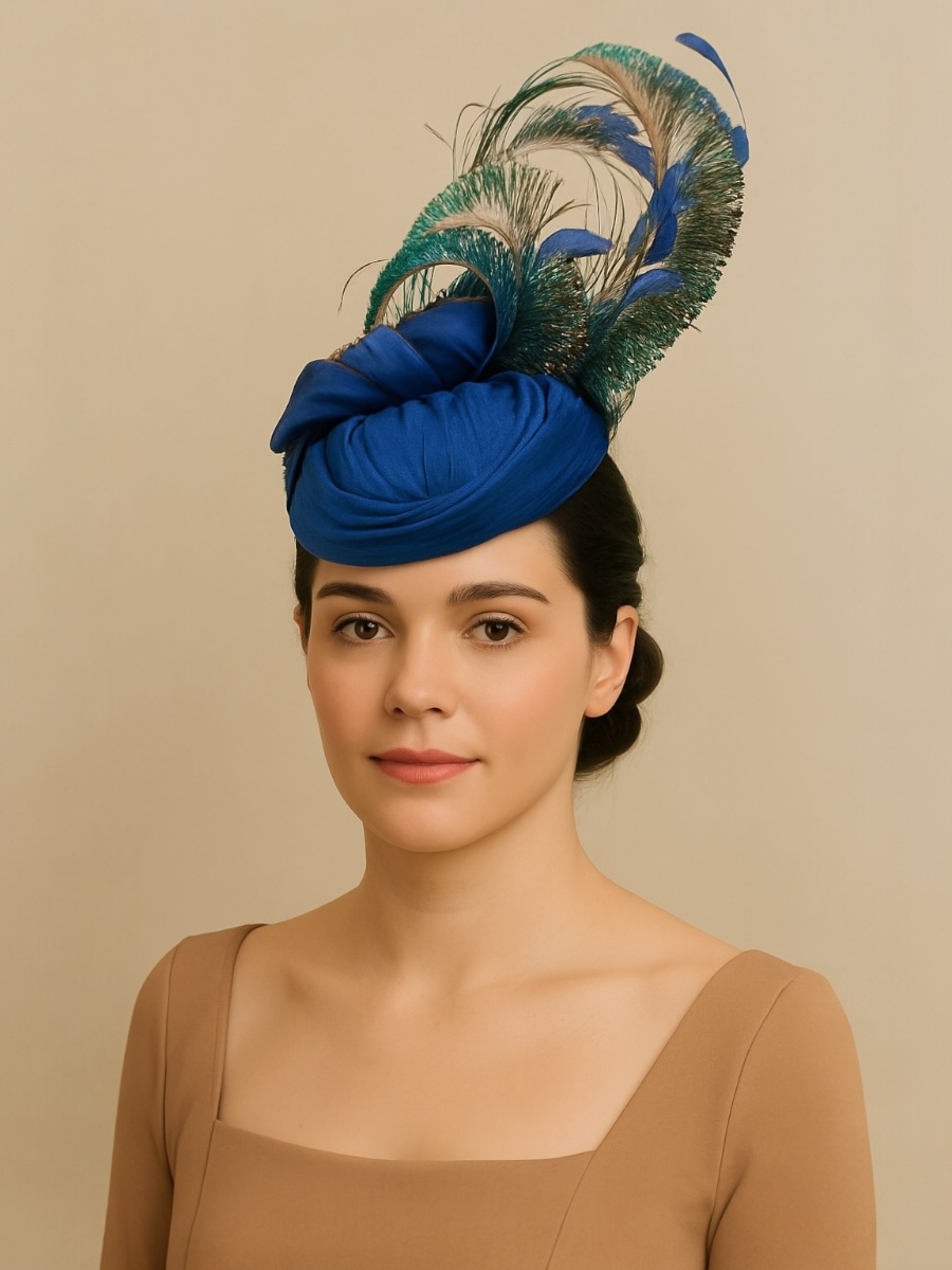 Alquilar casquete Pavo Real azul klein