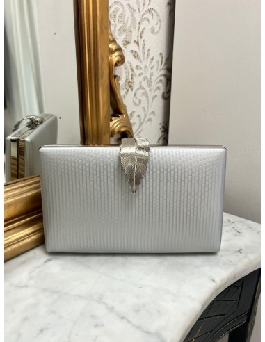 Clutch hoja plateada