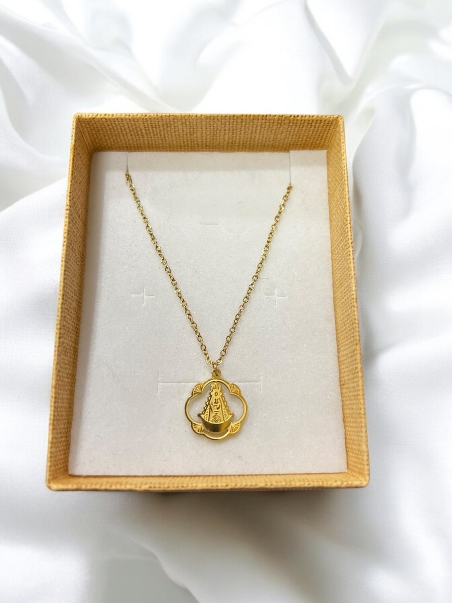 Cadena con medalla de la Virgen del Rocio dorada 2