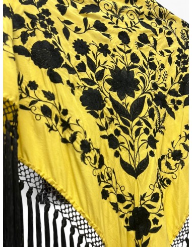 Mantoncillo Maestranza amarillo