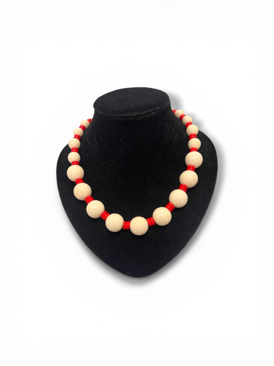 Collar bolas hueso 2