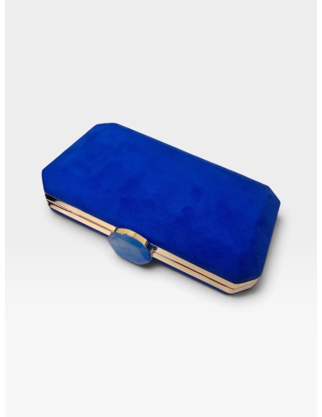Clutch ante Piedra