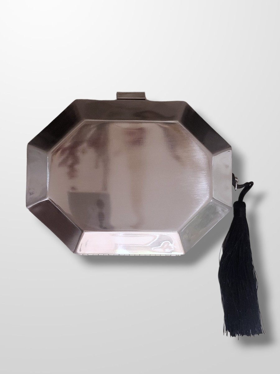 Clutch metal lingote