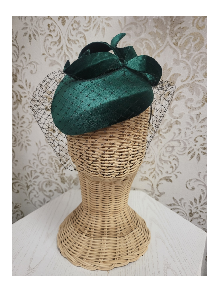 Alquilar casquete Velvet verde