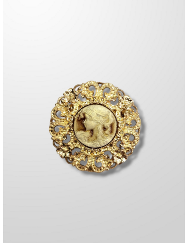 Broche dorado redondo camafeo